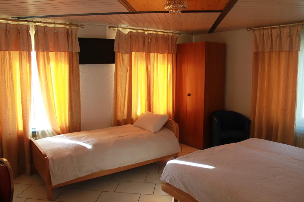 Hotel Langenthal Habitación foto