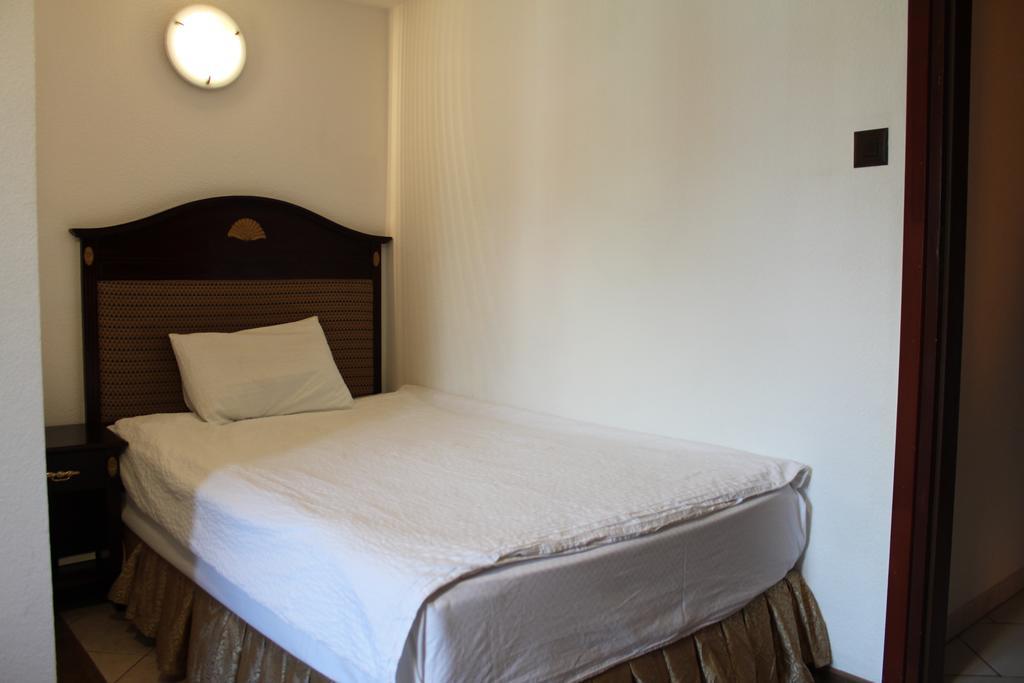 Hotel Langenthal Habitación foto